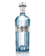 Bistro Vodka flaske i klart glas med cremefarvet etiket i fransk stil